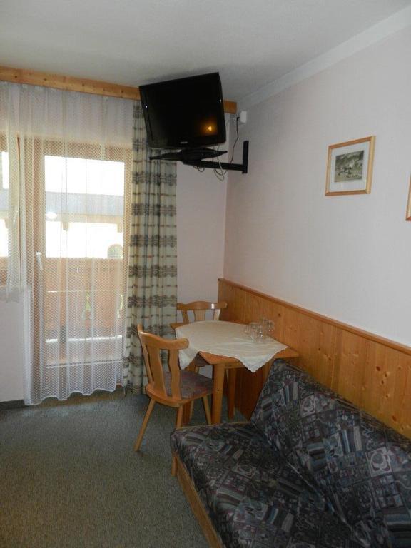Pension Holzknechthof Am See Neustift im Stubaital Phòng bức ảnh
