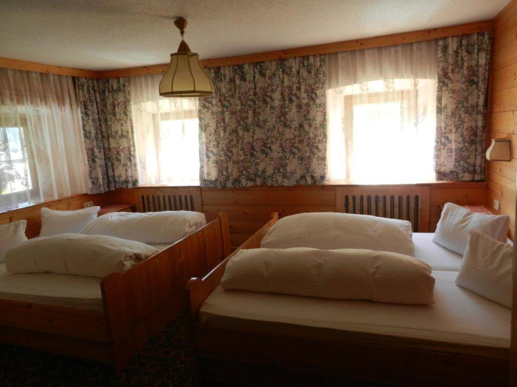 Pension Holzknechthof Am See Neustift im Stubaital Phòng bức ảnh